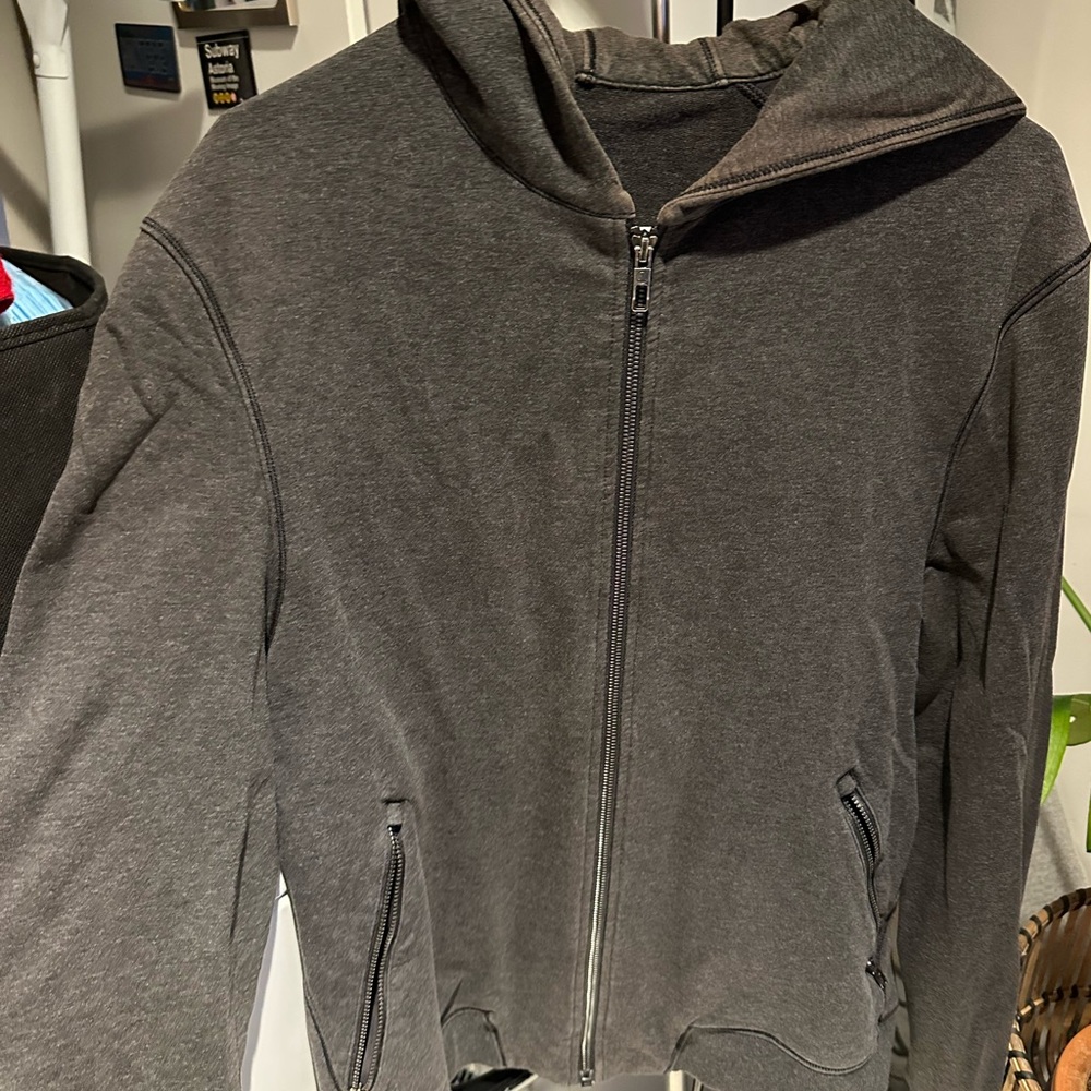 Lululemon Men’s Zip-Up Hoodie – Heathered Gray – Size Medium